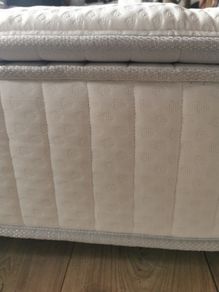 Single bed mattress