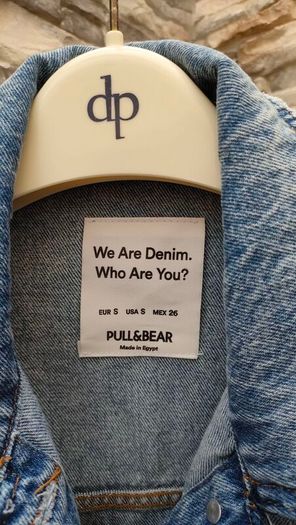 Pull & Bear Distressed Denim Sleeveless Jacket  Unisex  Size Small