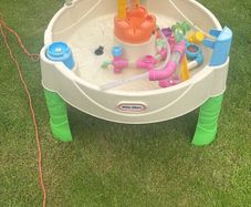 water play table