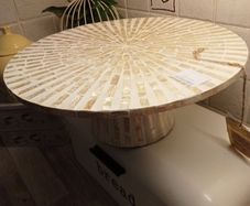 Cake stand