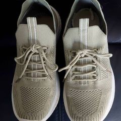 Ladies trainers
