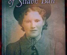 In the Shadow of Sliabh Ban / Susan Carthy / 2002