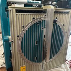 Makita LF1000 flipper table and saw 260mm home use