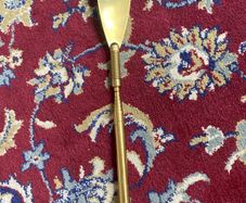 shoehorn extendable-brass colour