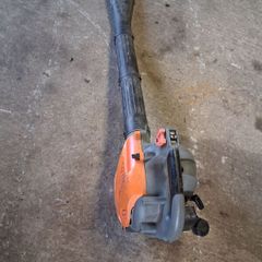 leaf blower