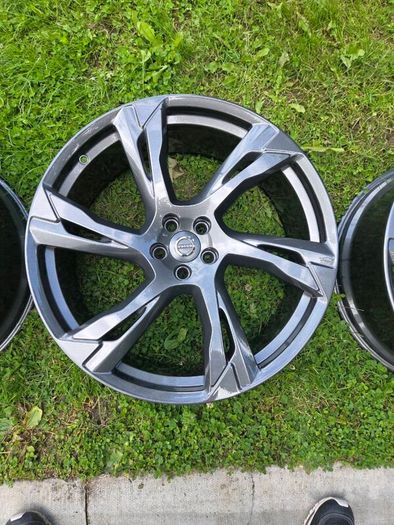 Genuine Volvo Xc90 22" Alloy Wheels
