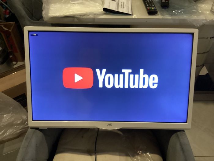 JVC 24 inch LED SMART Television with USB, 2 HDMI, PC Connection port, WIFI connectivity, etc (Boxed / Like New)