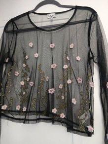 BNWT pretty top