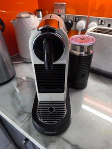 Magimix Nespresso Coffee Machine with Aeroccino Milk Frother