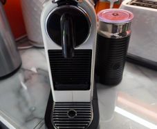 Magimix Nespresso Coffee Machine with Aeroccino Milk Frother