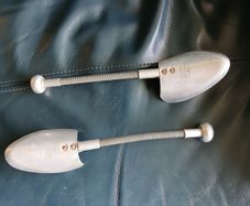 Shoe Stretchers