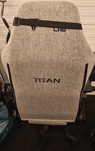 Secret Lab Titan Gaming Chair