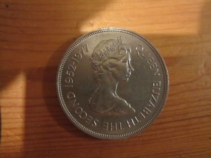 Bailiwick of jersey   25 pence    large coin