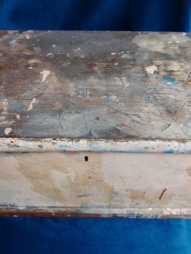 Can post Small antique trunk, carpenters toolbox