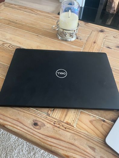 Dell Latitude 7490 i5. 16GB RAM / 500GB SSD Fully Working (Screen Damaged)