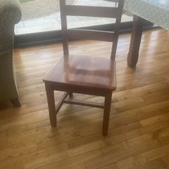 Kitchen Table/Chairs