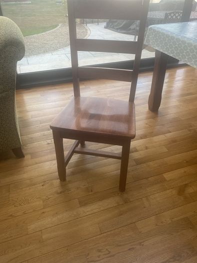 Kitchen Table & Chairs