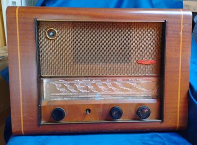 PYE Dundrum Ireland vintage radio