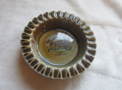 Vintage ashtray ..irish jaunting cab