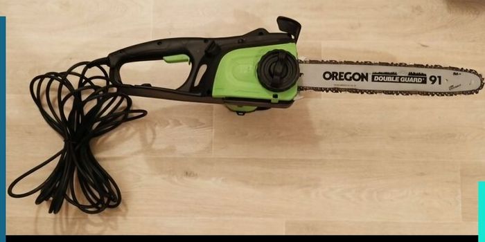 chainsaw