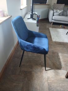Dining chairs x2
