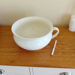 1930s Irish Army Porcelain Chamber Pot