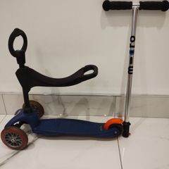 Original iconic Mini Micro Scooter
