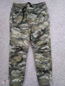 boy's trousers. Age 4/5