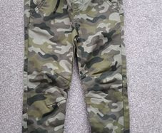 boy's trousers. Age 4/5