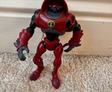 Ben 10 Alien Force Water Hazard Action Figure approx. 10 cm. Used Please see photos