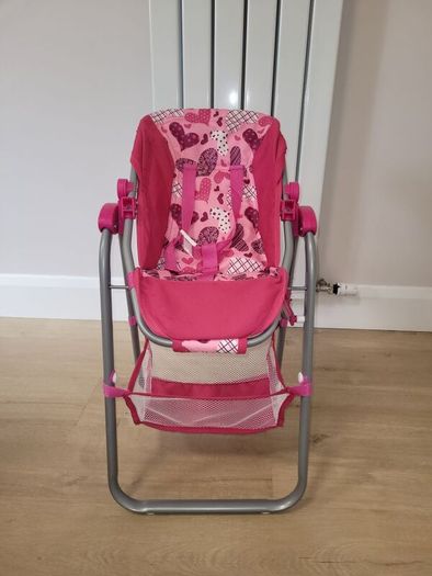 Doll's highchair, 2 dolls + accessories