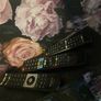 Smart tv 50 inch and unit Image 4
