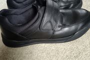 Boys shoes