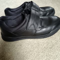 Boys shoes