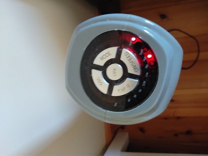Oscillating tower fan