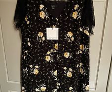 KOKO Dress Floral Curve