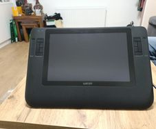 Wacom Cintiq 12WX graphics Tablet