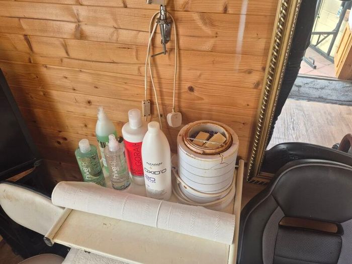 beauty salon euipment