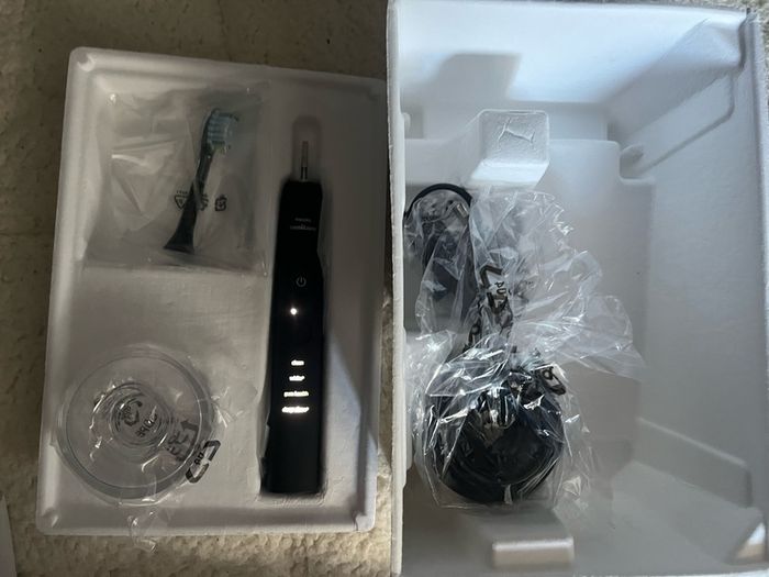 Philips Sonicare DiamondClean 9000 Electric Toothbrush
