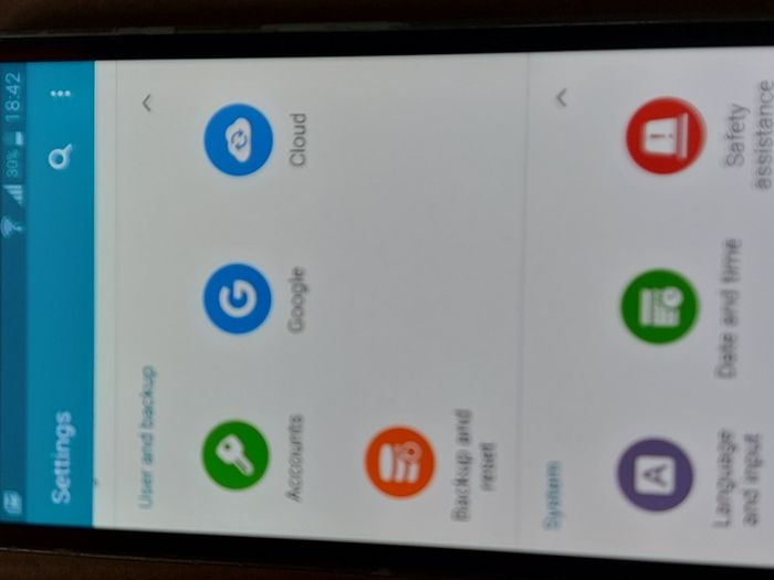 Samsung Galaxy S5, 16GB HDD, 4GB Ram,  3 network possibly, excellent cosmetic condition and working fine