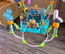 Bright Starts Disney Finding Nemo Sea of Activities Baby Jumper