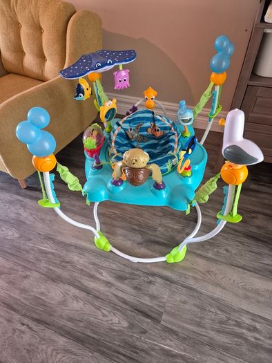 Bright Starts Disney Finding Nemo Sea of Activities Baby Jumper