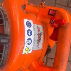 leafblower