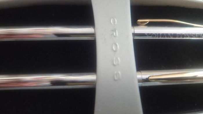 cross pen