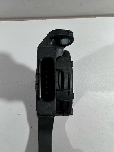 8K1723523A Audi A4 A5 A6 A7 A8 Q5 accelerator pedal electronics module A3l2b210g