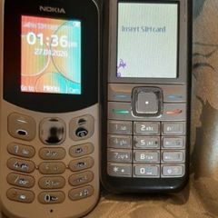 2 x old skool nokia phones sim free