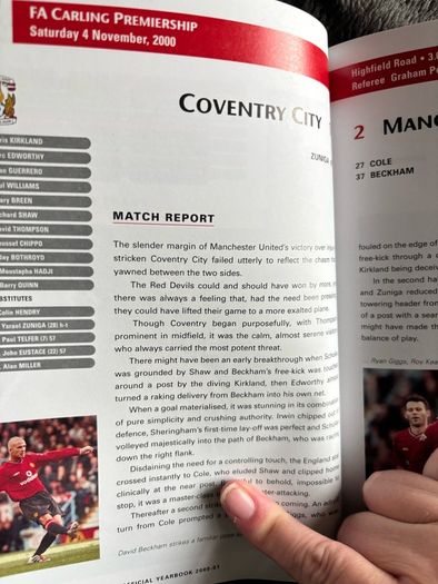 Manchester United Official Yearbook 2001