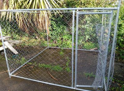 Vida XL Outdoor Dog Kennel 2m x 2m x 2m Galvinised Steel