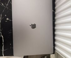 macbook pro 16 inch 16 GB