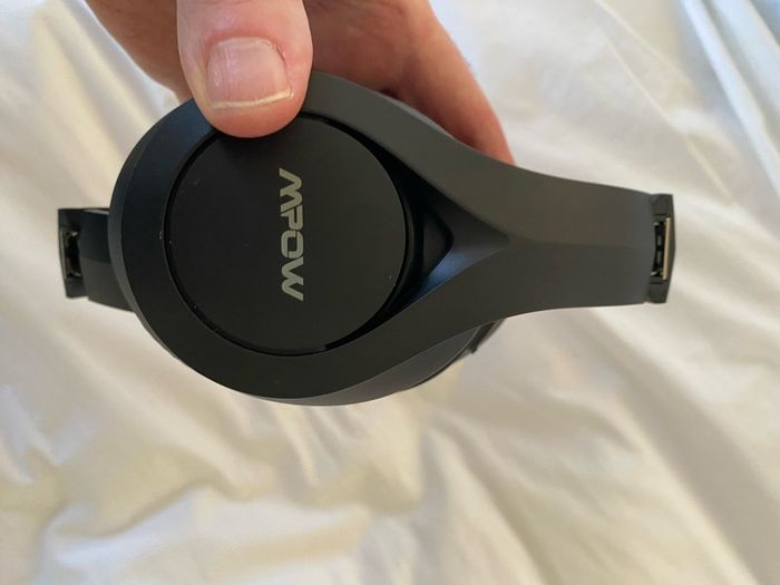 Bluetooth headphones